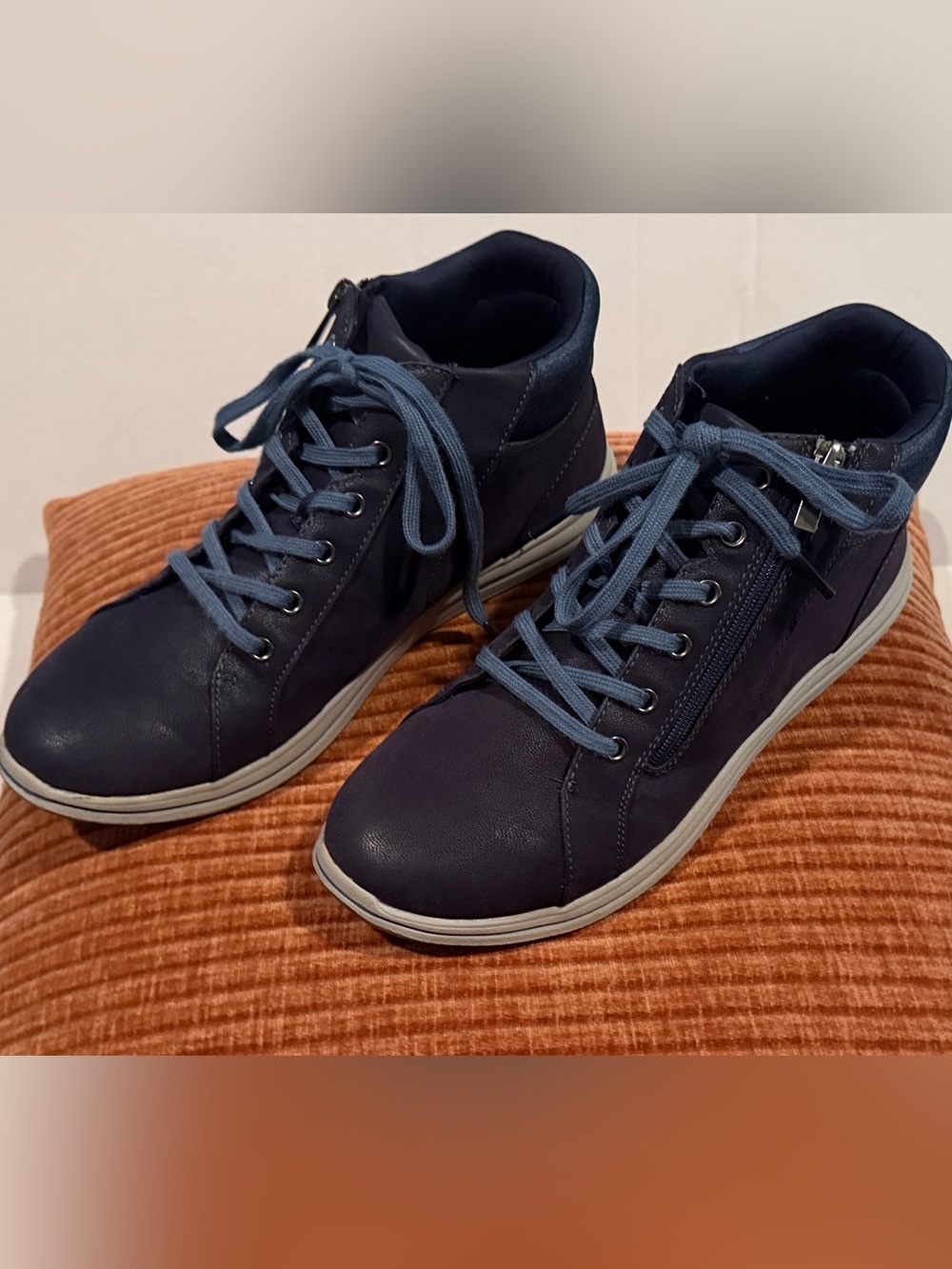 Clarks Women's Breeze Glide Lace-Up Zip Sneakers Cloudsteppers SZ 10 Navy